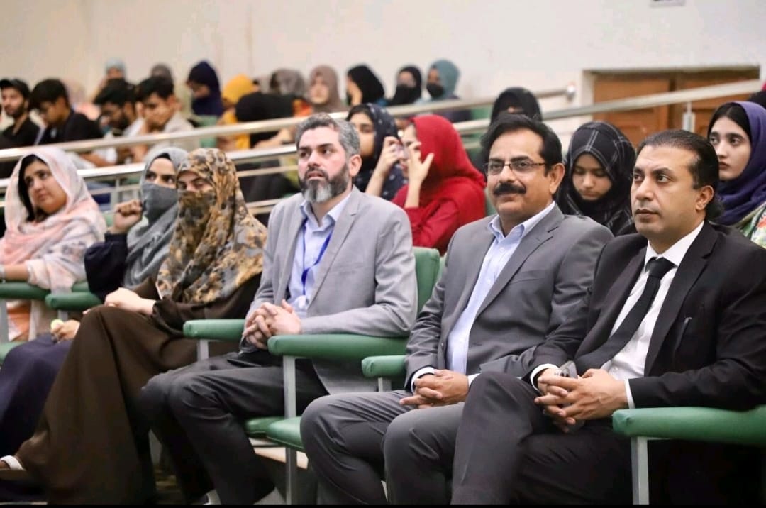 mlt_nsu_isb's tweet photo. On May 23,2023 Rotary International conducted an orientation session with students of @nsuislamabad to establish the NSU Rotaract Club. The event was attended by faculty and students who were eager to become part of this prestigious club.
#rotaryinternational
#rotaractinpakistan https://t.co/eg7ydVPKhO