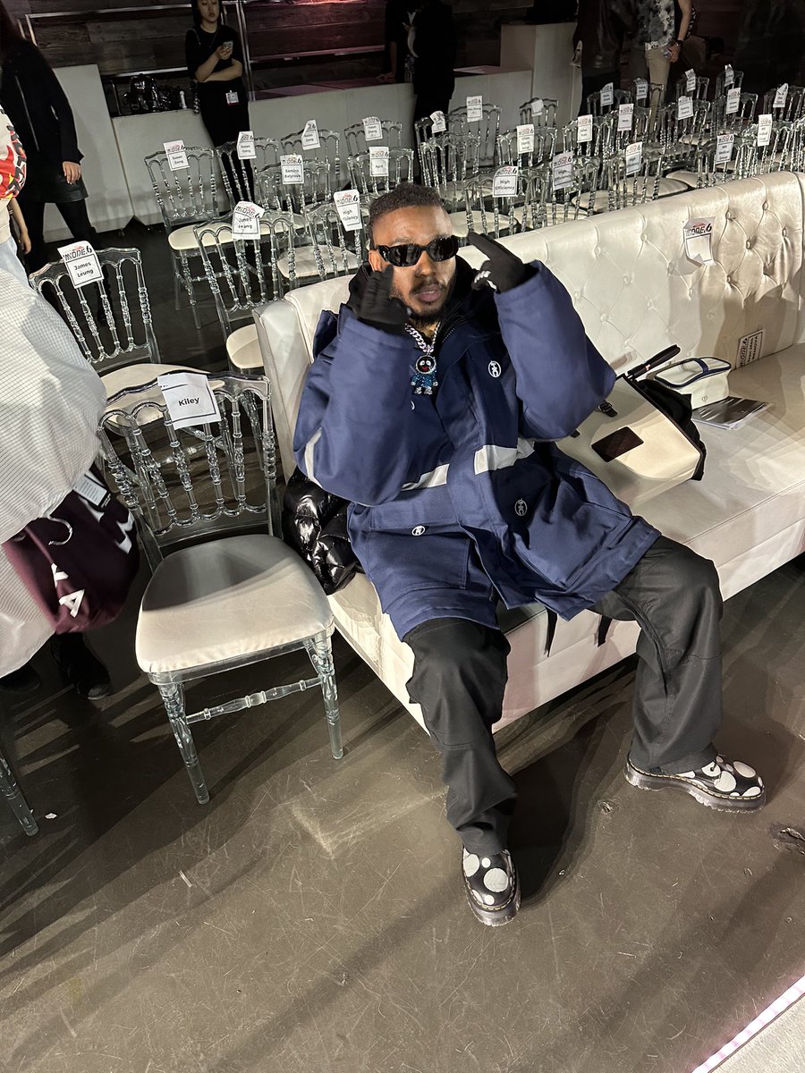 moncliche's tweet photo. TORONTO FASHION WEEK,my invitation at HOSH CANADA ,wearing HOSH CANADA JACKET https://t.co/bjfY9nz5Jn