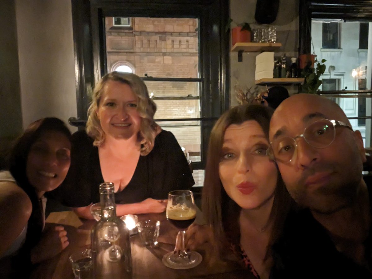 Danielle tweet media