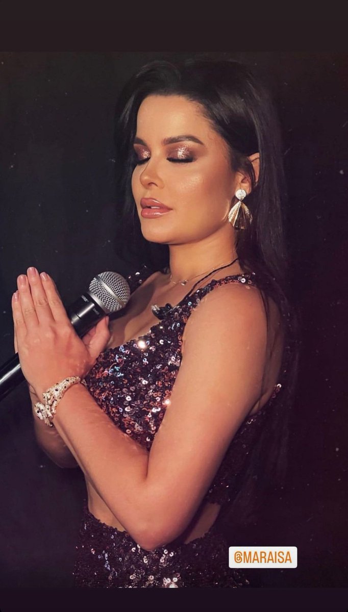 Villalunasjrio's tweet image. 12 de junho, dia dos namorados😍👫💑

Toda mulher é única, exclusiva e irrepetível.
Supreenda-a.

#diadosnamorados #exclusividade #luxo #elegancia #semijoiasdeluxo #glamour #sofisticacao #acessorios