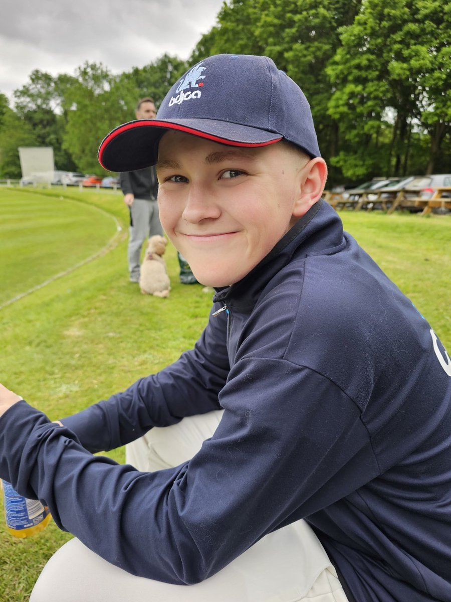 AlisonDixon81's tweet image. George's first game for Barnsley District 2023 season. 3 wickets taken!
@AltonCarsLtd