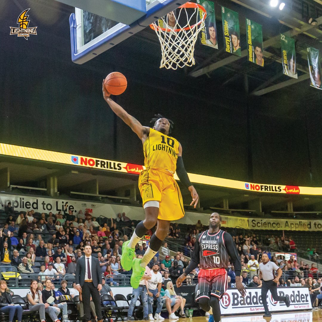 LondonLightning tweet picture