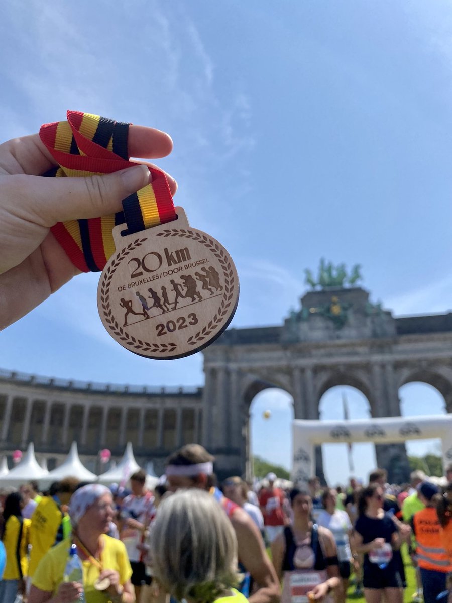 EU4BE's tweet photo. 👏🙌 à toute la 🤩 Team #RunningForEurope 🇪🇺 et à tous.tes les https://t.co/2GIhzVCfL3 aux #20kmbxl
🏃♂️🏃♀️🚶♀️🚶♂️ https://t.co/mGhoRCsZRc
