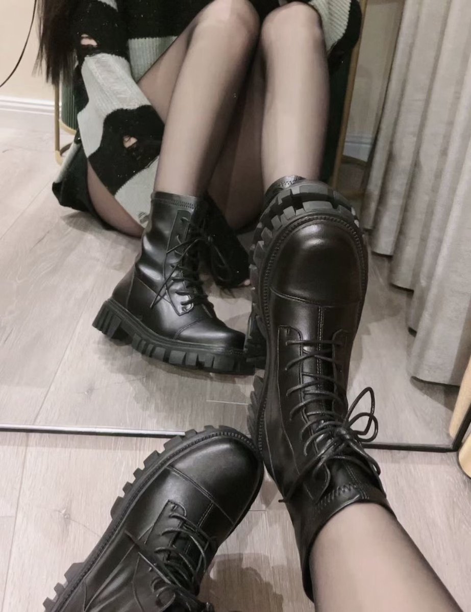 ddsdom's tweet photo. 不就好这一口吗  傻逼 https://t.co/uJmUw37HgU