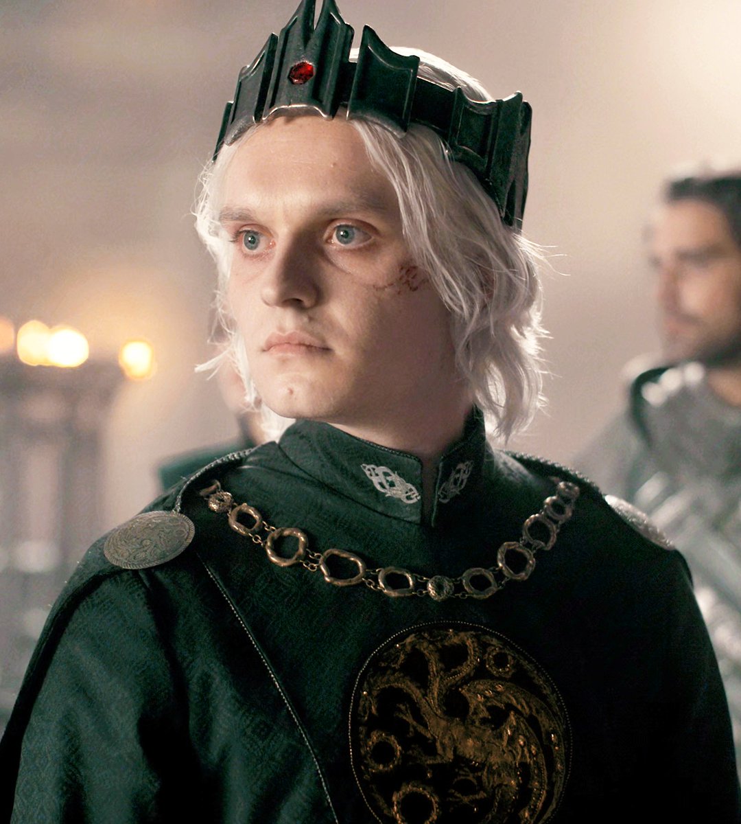 thetargtowers's tweet photo. Aegon II was two-and-twenty, quick to anger and slow to forgive. https://t.co/f677Sl41Is