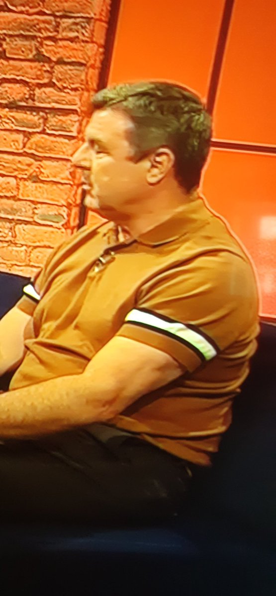 TheSuperpigeon's tweet photo. Some full on #TanRewinds action from Mark Blundell on the #Indy500 #SkyIndyCar coverage @JeansAndSheux https://t.co/z09qD4ERuQ
