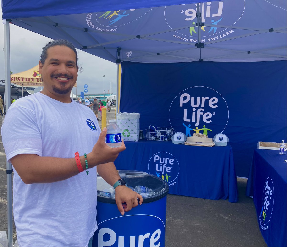 LAFleetWeek's tweet image. HYDRATION ALERT! Please remember to drink plenty of fluids while visiting #LAFleetWeek23. Our official water, @PureLifeUS has stations all over the footprint where you can grab a complimentary water. Stop by and see their friendly staff to get yours!
#LAFleetWeek #hydrate #water