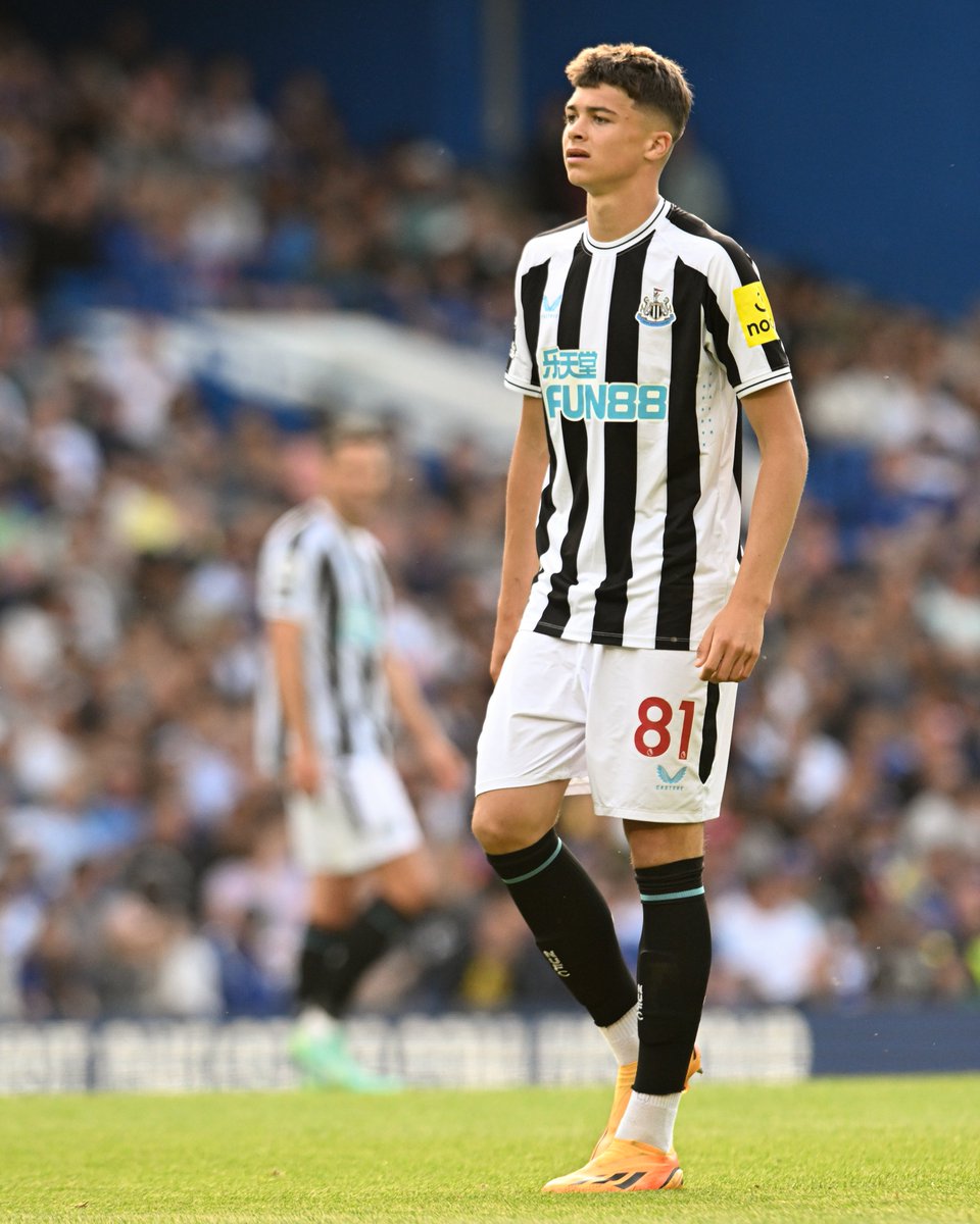 Professional debut. ✅

Huge congratulations, <a href="/LewisMiley1/">LewisMiley</a>! 🙌