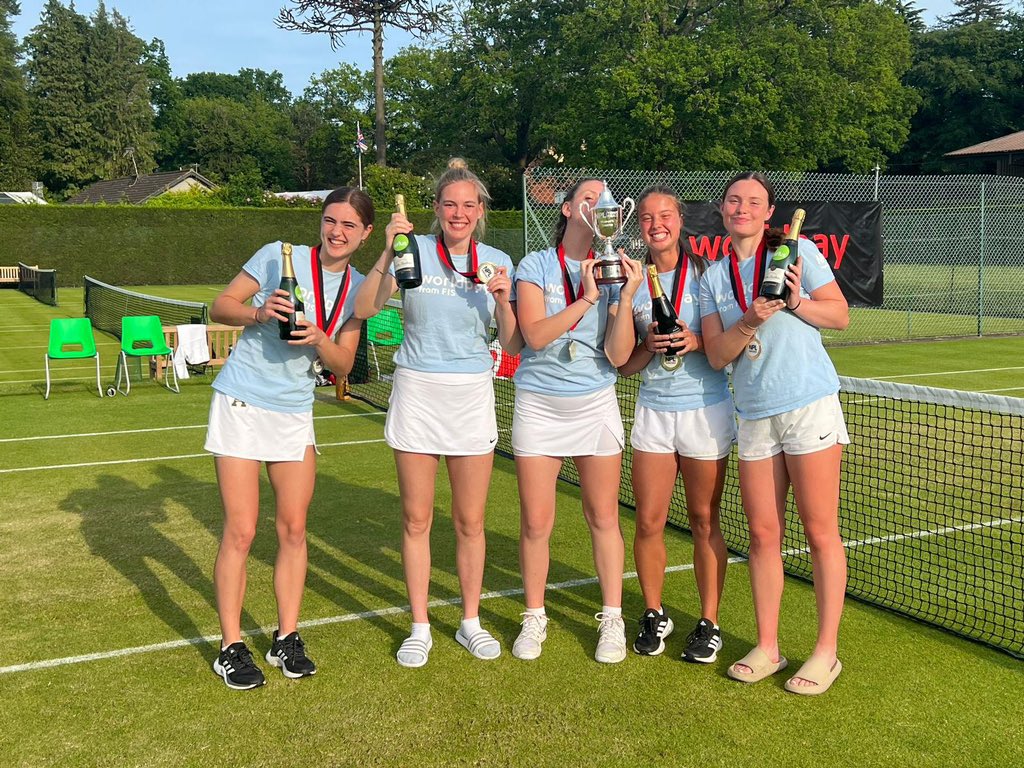 TeamBathTennis's tweet photo. NPL Champions 🏆🍾🌱

@TeamBath https://t.co/7IQrKYycJq