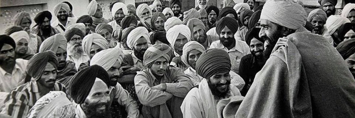 Following this tradition, about 150 Singhs lead by Sant Jarnail Singh Ji Bhindranwale took their last stand against the oppressive Indian regime at the Akaal Takht in June 1984 and attained martyrdom.