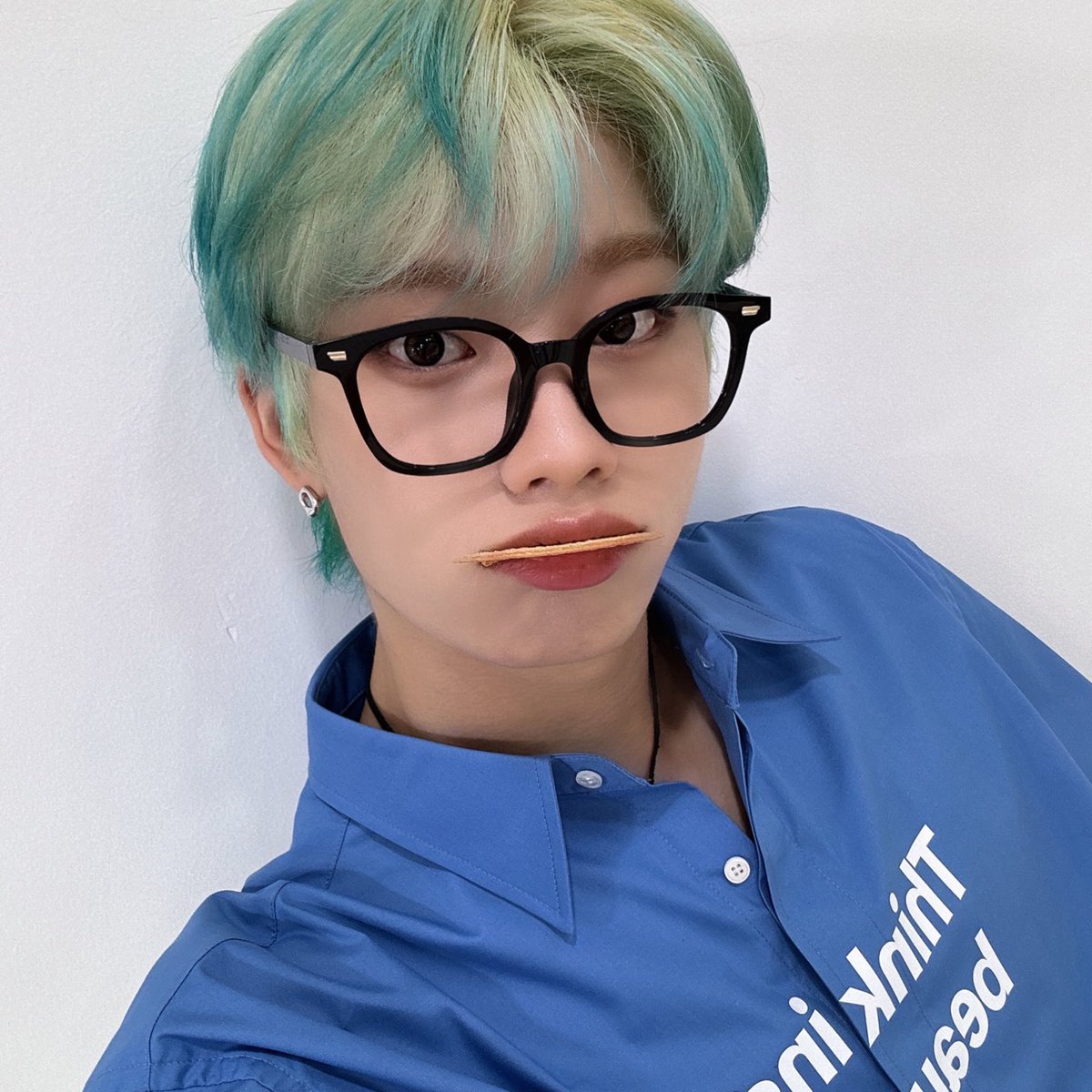 luvYoell's tweet photo. 안경이 진짜 잘 어울린다ㅜㅜㅜㅜㅜㅜ https://t.co/2AbJeUOi2e