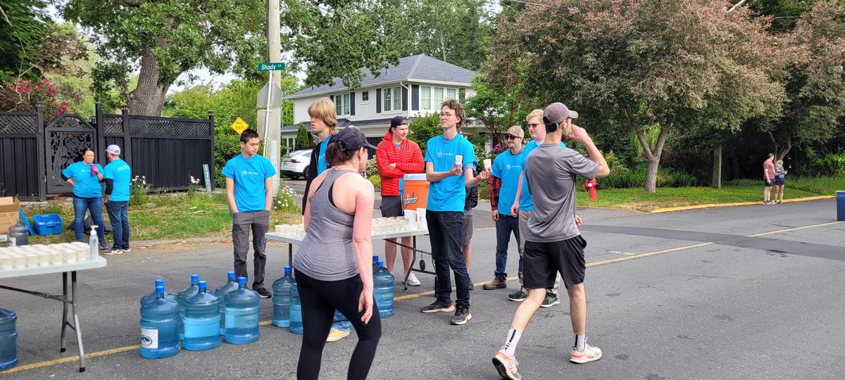 5th Garry Oak Scouts - Vancouver Island (@oakbayscouts) on Twitter photo 5th Garry Oak Scouts, Ventures and Rovers <a href="/OakBayTourism/">Oak Bay Tourism</a> <a href="/DistrictOakBay/">District of Oak Bay</a> #volunteer at the #Oakbay half #marathon 5th Garry Oak Scouts, Ventures and Rovers <a href="/OakBayTourism/">Oak Bay Tourism</a> <a href="/DistrictOakBay/">District of Oak Bay</a> #volunteer at the #Oakbay half #marathon