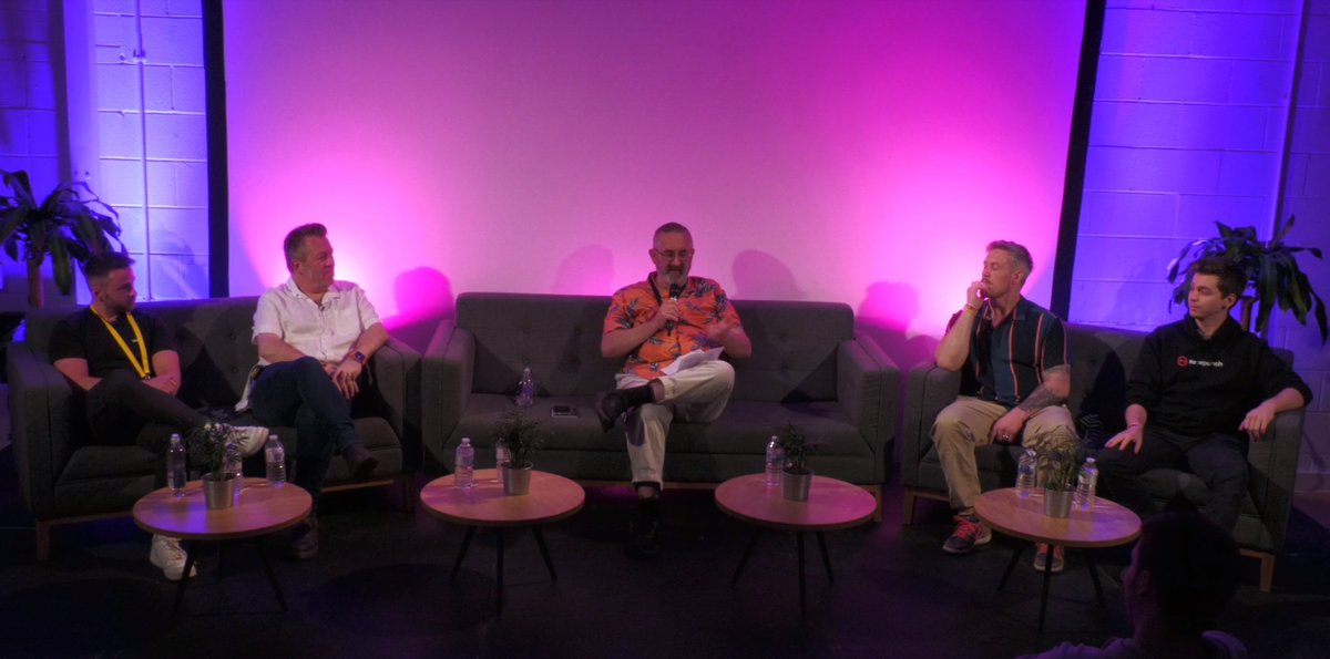 Jason Ord (@jasonord3d) on Twitter photo Had a great time down in Falmouth checking out the universities Games Expo this year. I had the pleasure of going with some of my best mates, giving panel talks, portfolio reviews and general guidance to the hard-working students - thanks for the opportunity <a href="/Falmouthgames/">Games At Falmouth</a> ! Had a great time down in Falmouth checking out the universities Games Expo this year. I had the pleasure of going with some of my best mates, giving panel talks, portfolio reviews and general guidance to the hard-working students - thanks for the opportunity <a href="/Falmouthgames/">Games At Falmouth</a> !