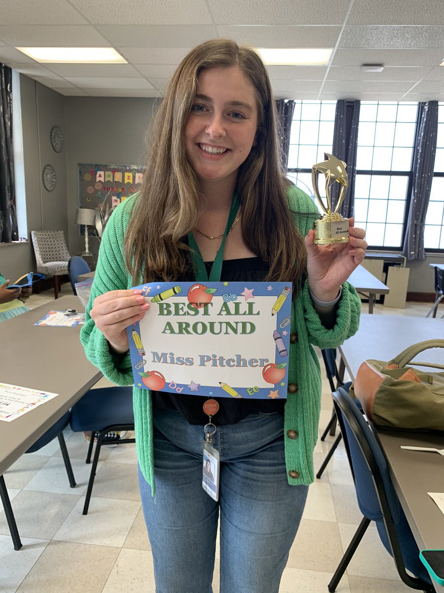 Congratulations are in order! Shout out to all our teachers that received awards during our Annual “Apple Award” ceremony! Special Shout Out to our music 🎶 teacher Mrs. Sanders, as she was awarded “ Teacher of the Year!” 

#WeArePromise 🦋