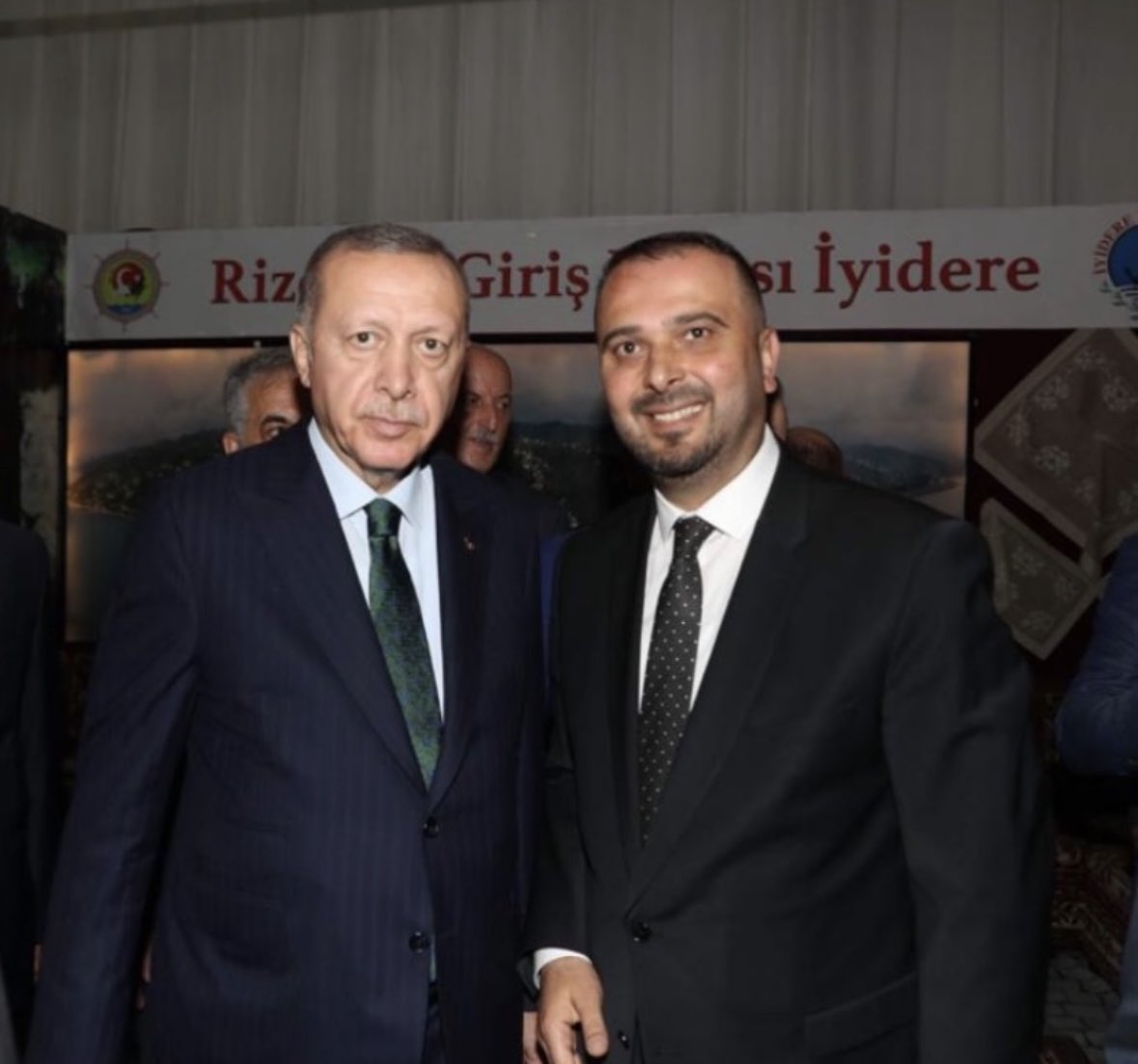 TEŞEKKÜRLER İYİDERE💙💚💙💚
RECEP TAYYİP ERDOĞAN:5288
KEMAL KILIÇLAROĞLU:       852
TOPLAM.                        :     6140
                                        :     % 86,00