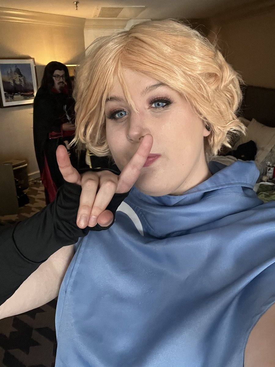 ZimmZami's tweet image. I was best mom ft Dracula ❤️
#cosplay #Castlevania #Sypha