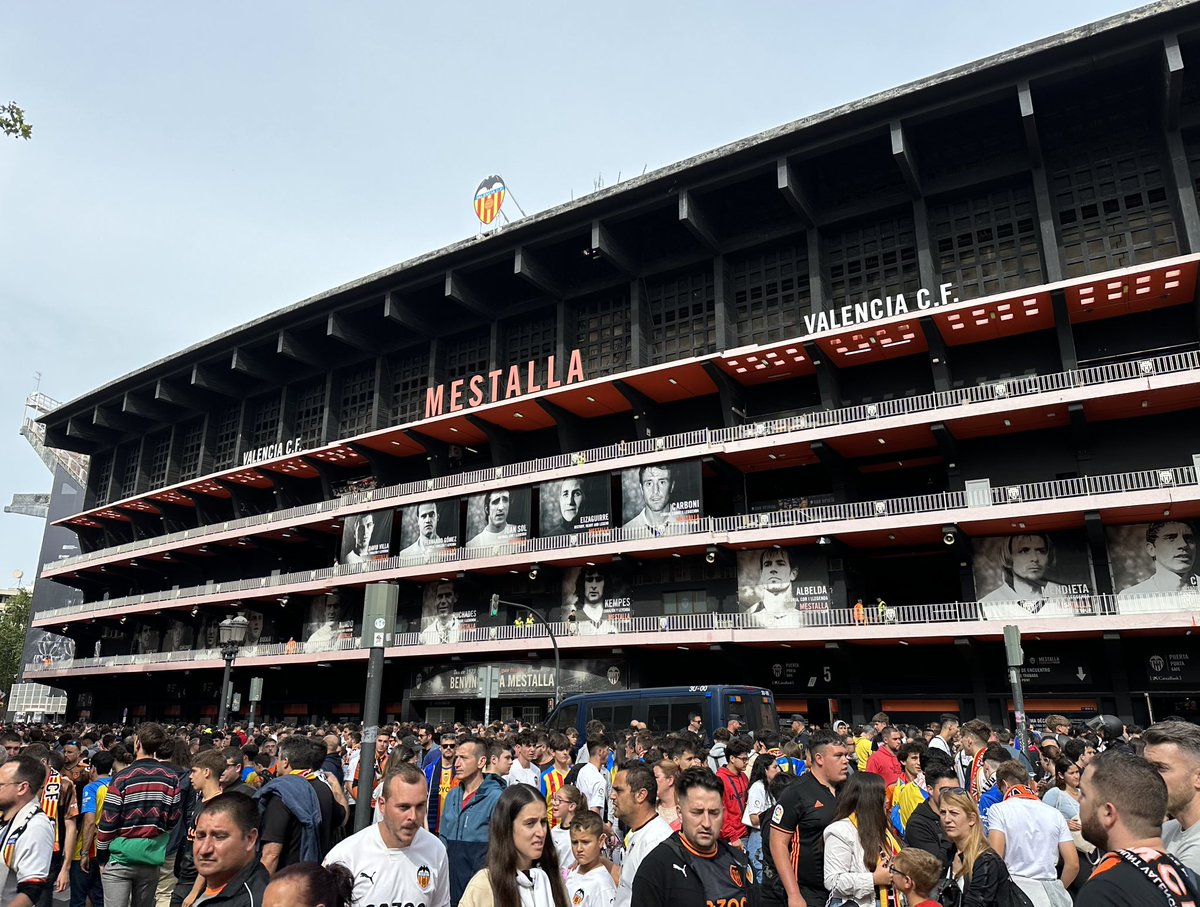 Last game at Mestalla, we fight until the end ¡Amunt! #ValenciaRCDEspanyol 🦇