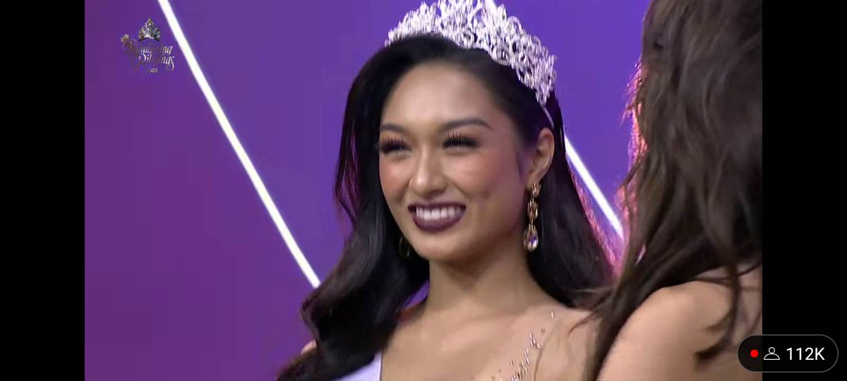 heyItsmesandz's tweet photo. Congrats reign 💪👏🎉 https://t.co/bB7AVnIYu7