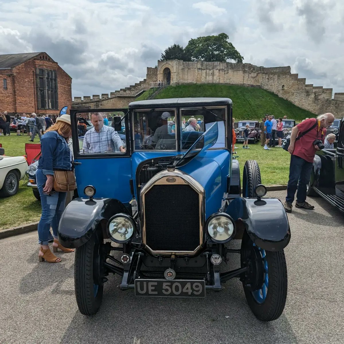 Lincoln Castle Classic Cars Event #Lincolncastle #Lincoln #Lincolnshire #Castle #Classiccars #classiccarshow #cars #castle #lincolncathedral #discoverlincolnshire #discoverlincoln #visitlincoln #visitlincoln #visitlincolnshire @visitlincoln @LincolnCastle @LincsCathedral