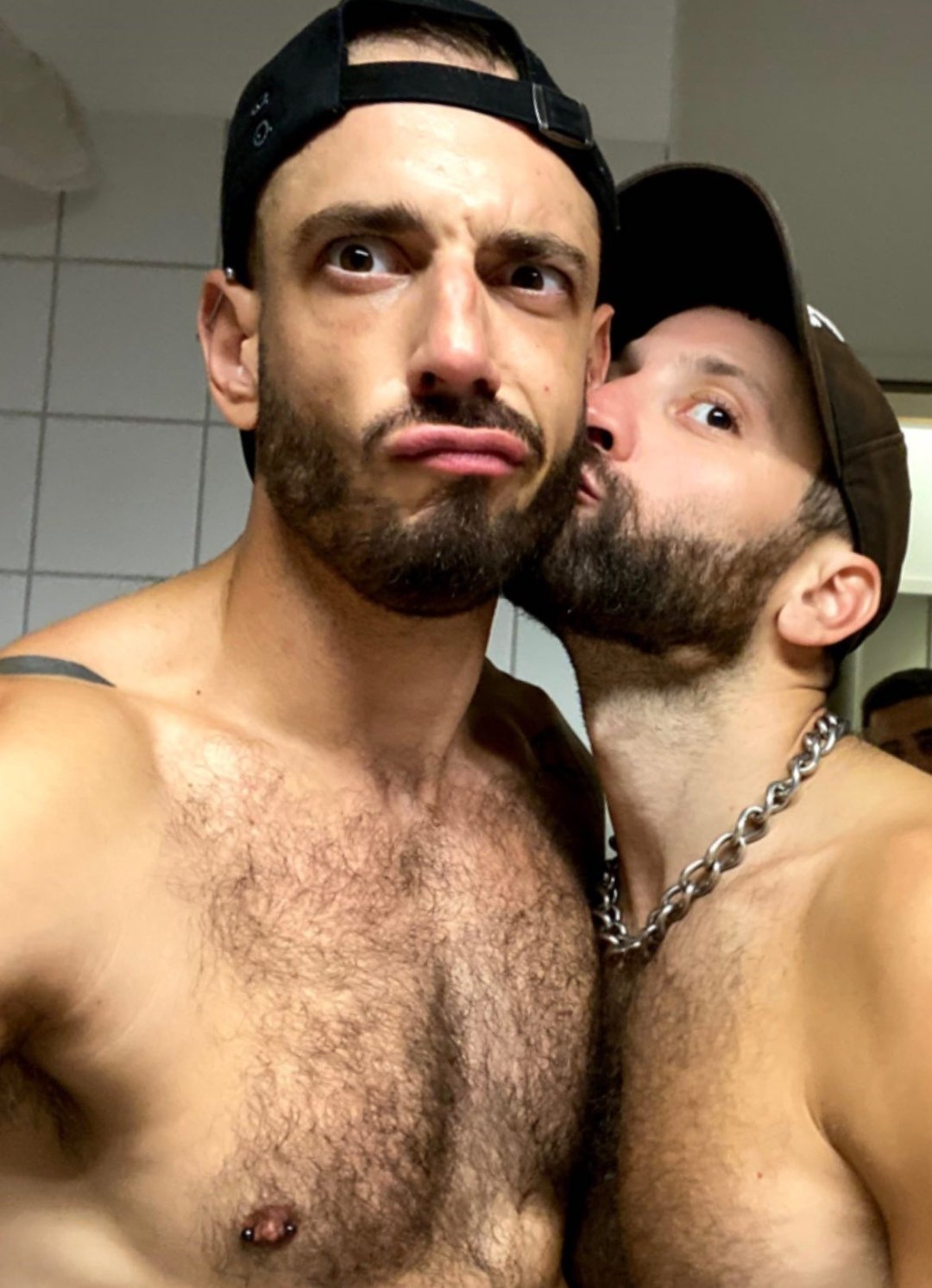 hairymenaddict on X: t.colgpv5Cbs5F t.coAmZqIRtlyT  #hairymenaddict #hairy #hotmen #hairyboys #hairymen #hairychest #beard  #bear #peludo t.coUHHhA6fV9M  X