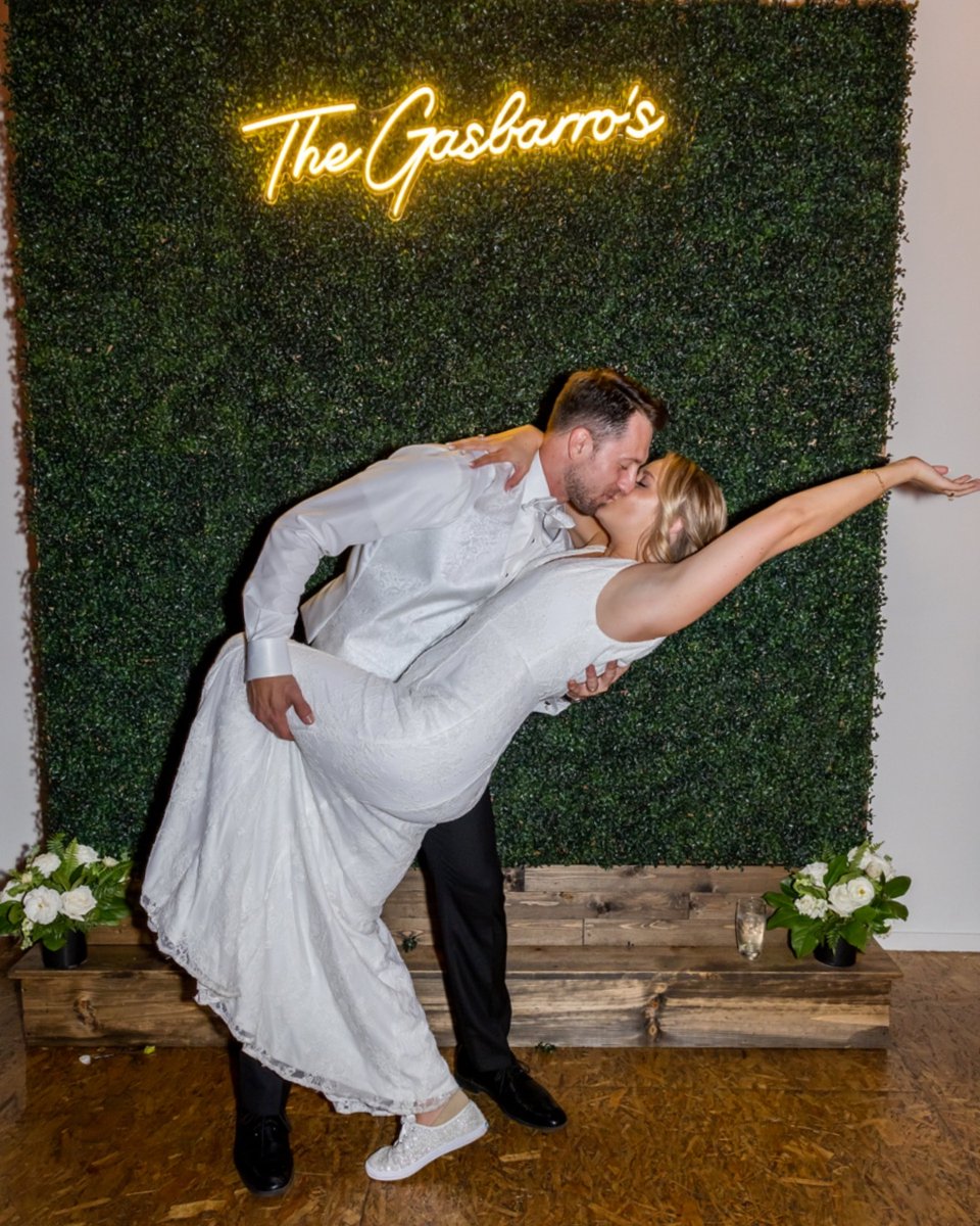 They proved happily ever after does exist 💕

📸 Sprung Photo

#cityviewloft #chicagoeventvenue #ChicagoWeddings #ChicagoEvents #chicagoskyline #mychicagopix