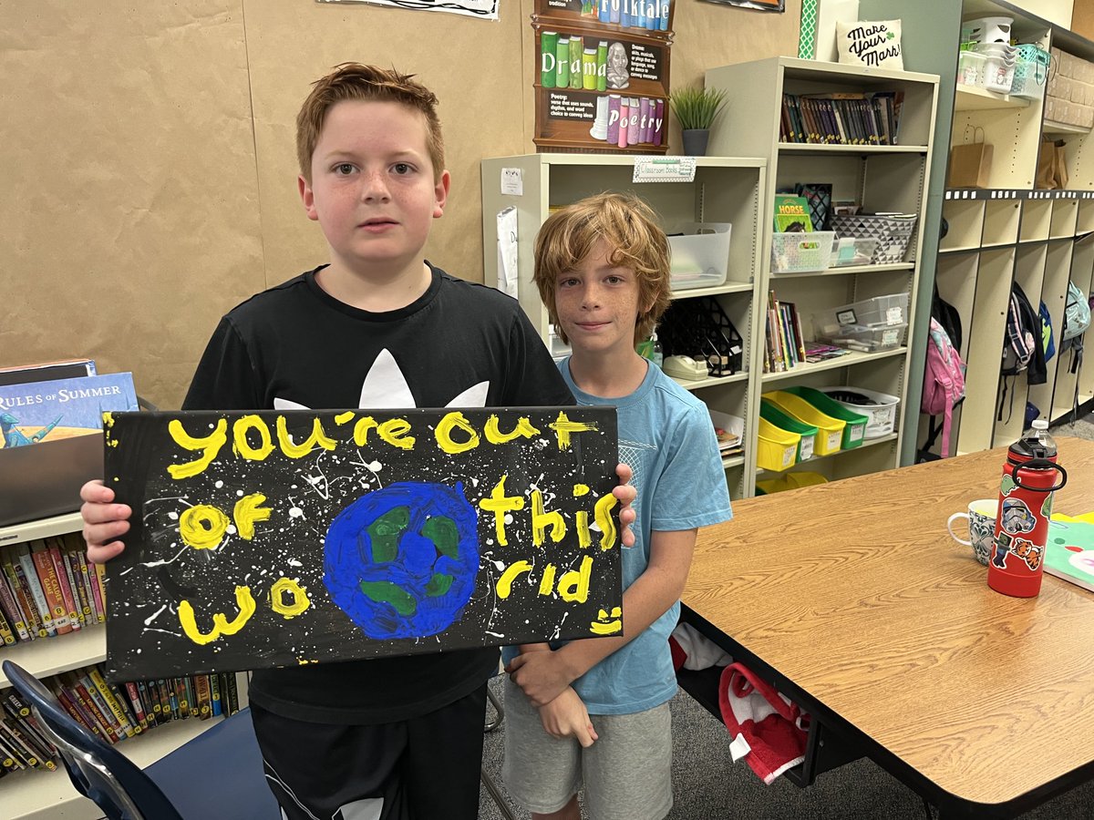 KGlee3's tweet photo. The Gleeson Group was able to present our artwork to Mrs. Burrey for the Brave &amp; Bold Kids Foundation. Thanks again Mrs. Kuchinka for involving my 4th graders in this inspiring mission to create artwork for new Cincinnati apartments for families who are fighting pediatric cancer. https://t.co/7O3WENJo2l