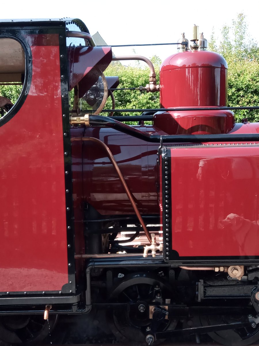 #narrowgauge #Baldwin 10-12-D class locomotive number 794 a.k.a. WHR 590 at Porthmadog on the Welsh Highland Heritage Railway.

whr.co.uk/appeals/baldwi…

Come and see us!

#Cymru #Wales 
🏴󠁧󠁢󠁷󠁬󠁳󠁿😎👍