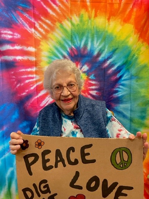 Carmel_WB's tweet photo. So much fun reminiscing and celebrating the 60’s with our friends. We had a Groovy time. #trilogythemeweeks #groovinwithtrilogy https://t.co/JKvlFCv3JH