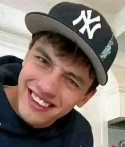 bathr00mbandit's tweet photo. @BoobReligion @albert12798 https://t.co/tyYj0Lv4Hn