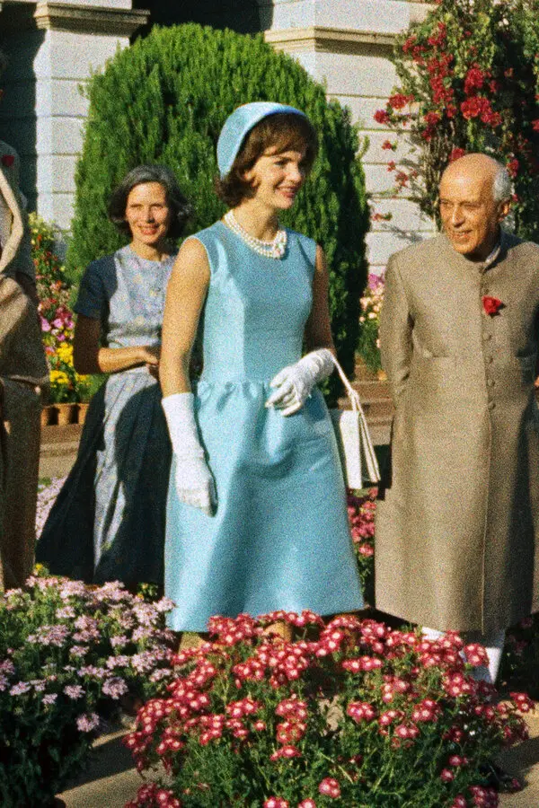 rloewe65's tweet photo. What's with Casey DeSantis and the white gloves?  Is she trying to make herself into into a modern day Jackie Kennedy? https://t.co/BGzICFfD2D