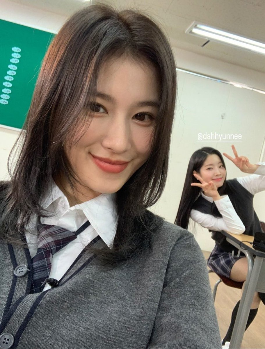 sana pics on Twitter "sana and dahyun, two pretty best friends"