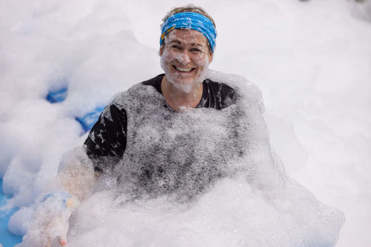 StIvesPhotoClub's tweet photo. #SIPC were delighted to be on hand at the recent #MAGPASObstacleDash to capture all the excitement and soapsuds. #MAGPASCharities #SIPC #StIves #Cambridgeshire #photoclub #stievsphotoclub Photo courtesy of Gary Dean. https://t.co/xY3vAFcbtt