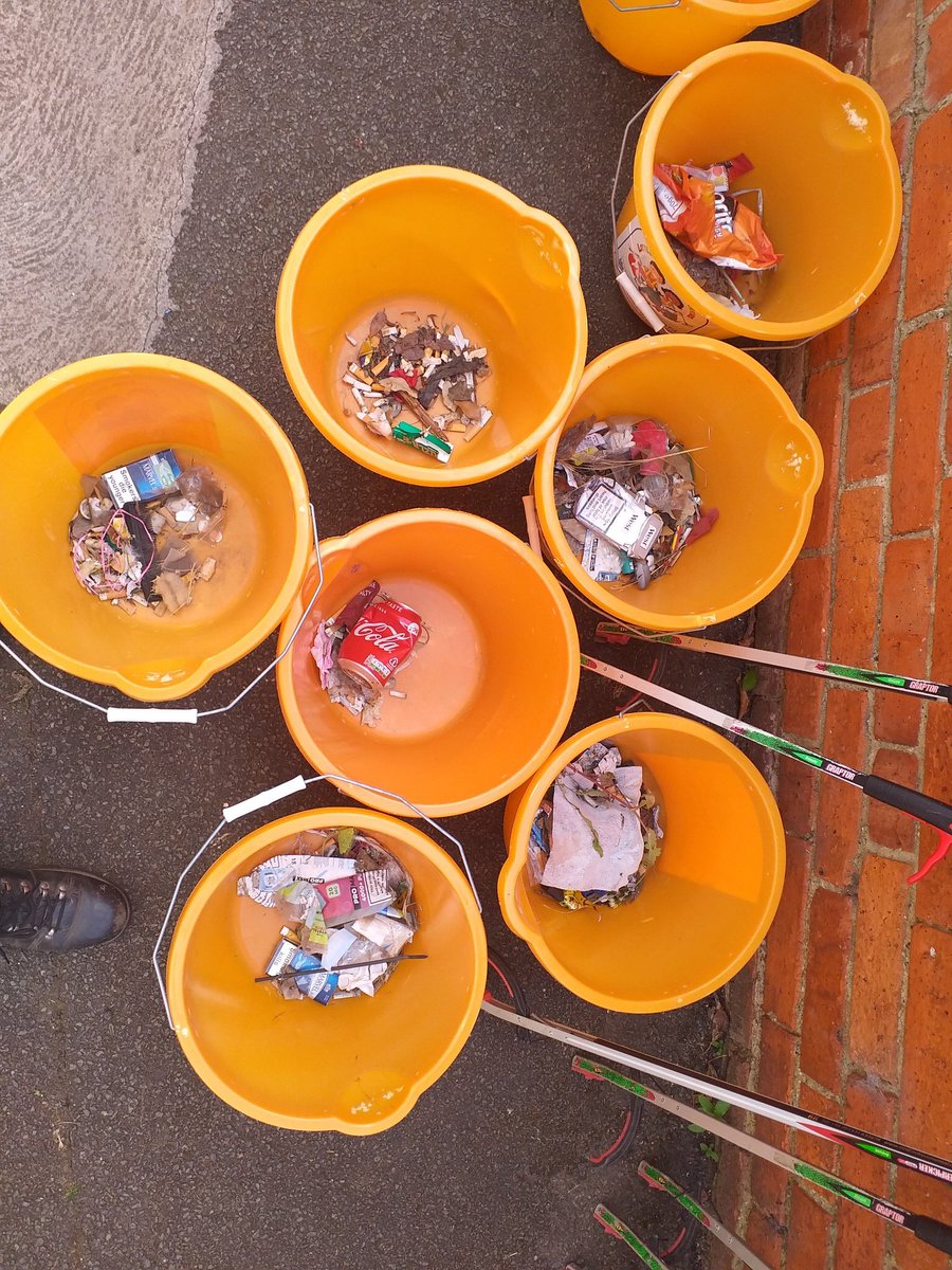 I'm at <a href="/BretfortonSch/">Bretforton School</a> today delivering litter workshops. Look at how much reception &amp; year 1 picked up along <a href="/BretVillage/">Bretforton Village</a> road and <a href="/BretShop/">Bretforton Community Shop</a> over 280 cigarette butts. Wow well done children. <a href="/Wychavon/">Wychavon</a> <a href="/KeepBritainTidy/">Keep Britain Tidy</a>