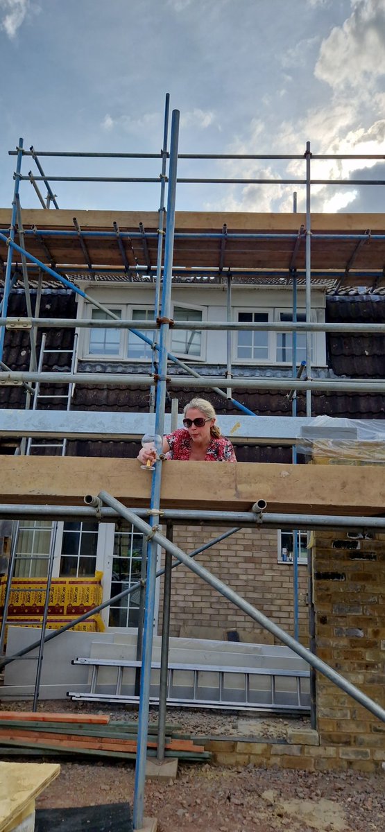 T_Pretzel's tweet photo. When scaffold acts as a stage.....WTF......like a Judgement drum riser  back in the day 🤘 https://t.co/FCJrsjwGRd