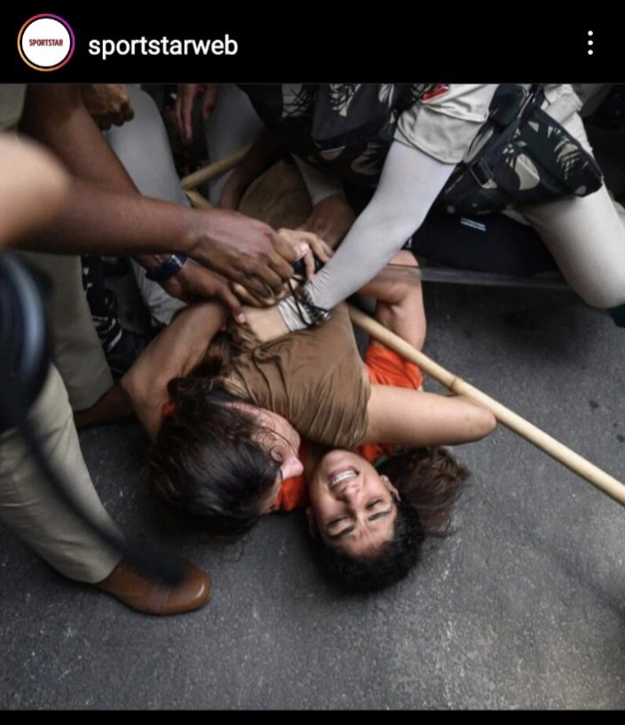 Gufran_tutor's tweet photo. Too much democracy... 
😔😔😔
#WrestlerProtest
#IStandWithMyChampions https://t.co/NTk1f6hQqk