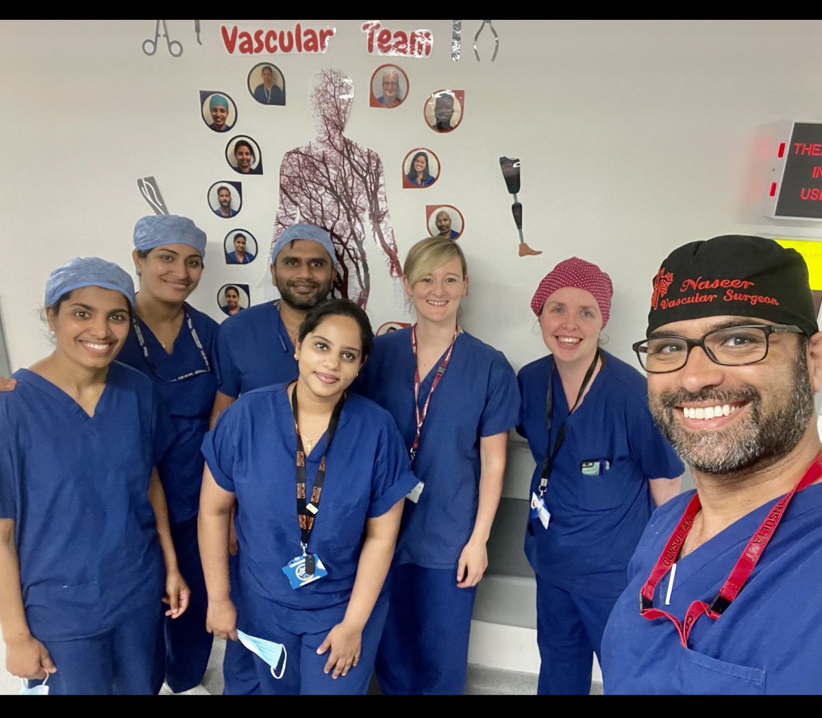 Big shout out to the Manchester Emergency Theatre Team 💜💜

@Mancvascular and I have done over 30 hours of vascular operating this weekend and theatres have run incredibly well to get through it all.

<a href="/MRI_TEIR/">Team TEIR</a> you rock!

<a href="/MCubbonNHS/">Mark Cubbon</a> <a href="/l_ebah/">Ebah-L</a>