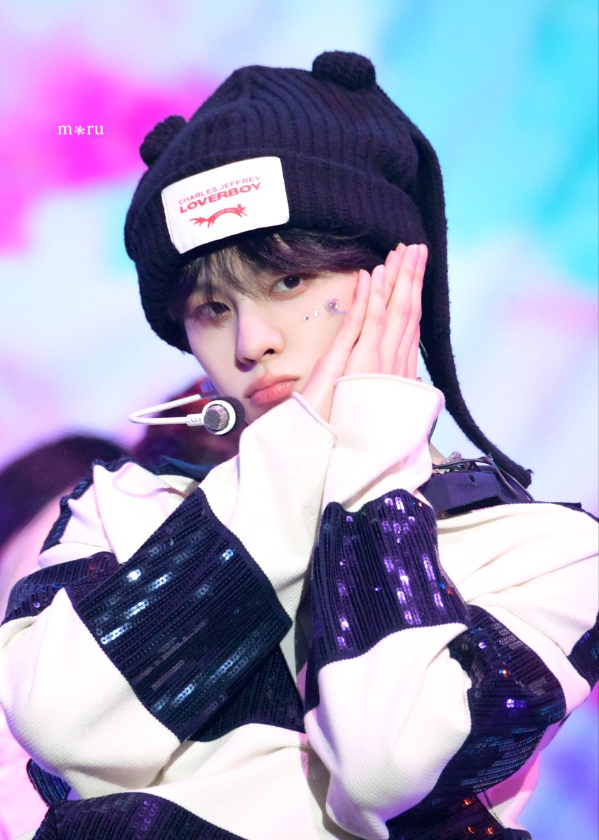 𝐦❄︎𝐫𝐮 tweet media