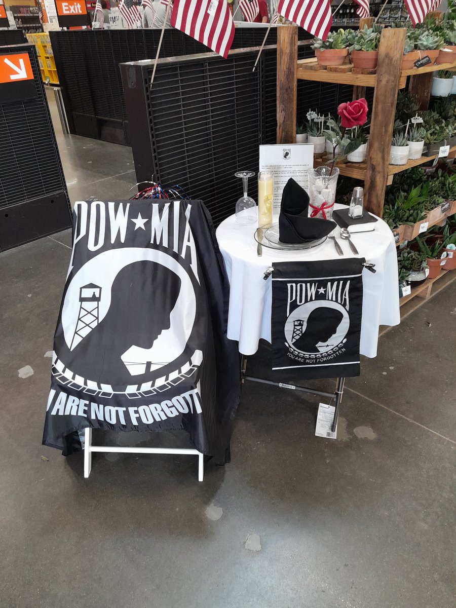 Demetrious Francis tweet media