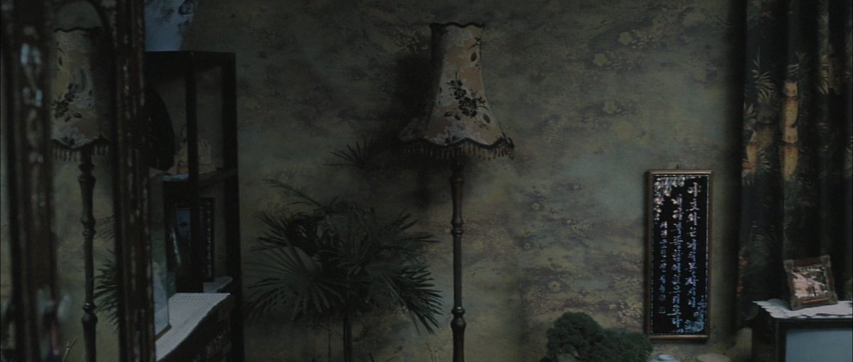 framesbygahee's tweet photo. it's a park chan-wook film whenㅡ https://t.co/ysZCHbomcR