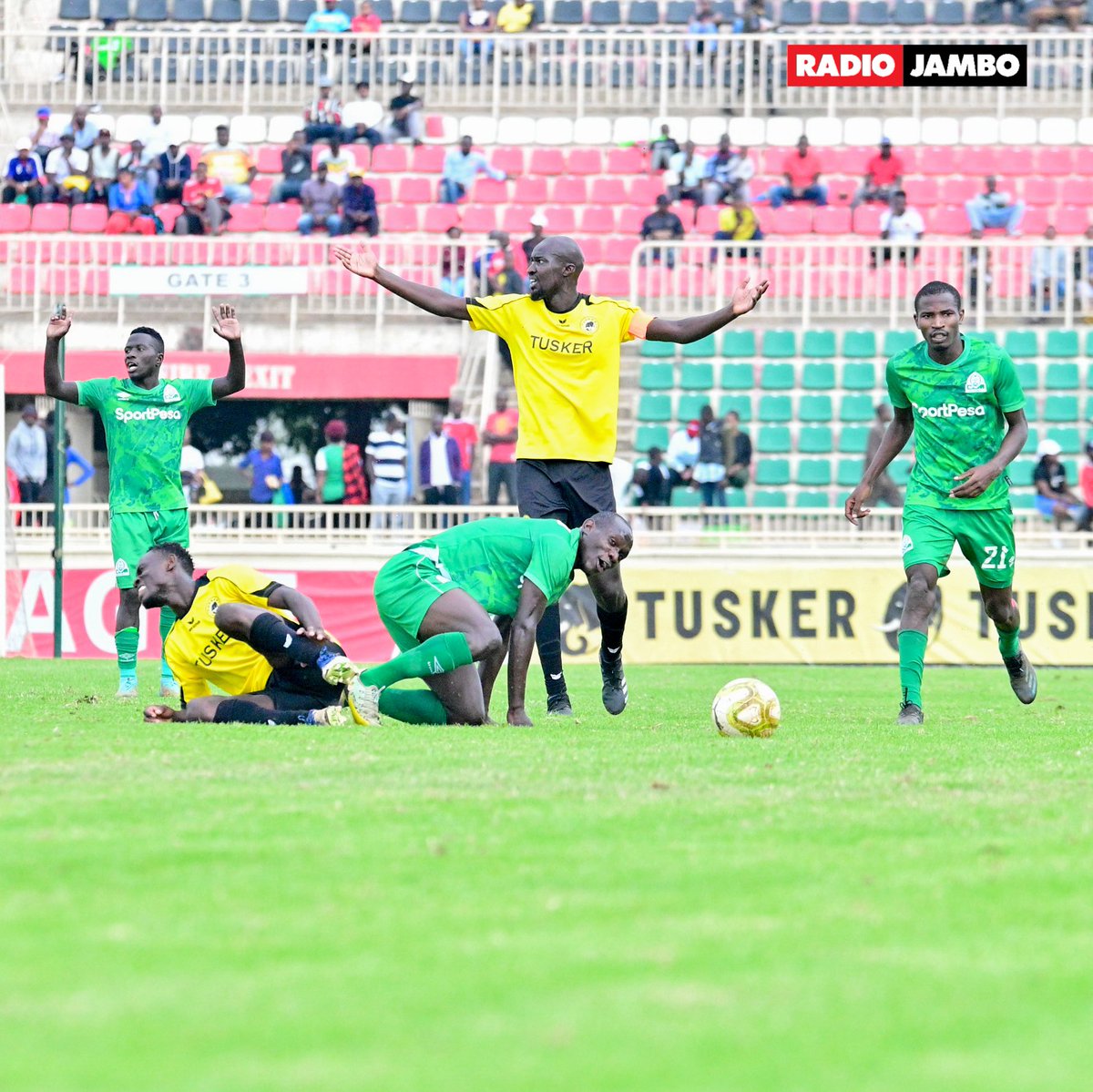 Je, unadhani kwamba @OfficialGMFC bado wana nafasi ya kutwaa ubingwa wa KPL ama @tusker_fc wameenda nao?

#WeekendWarmUp #OngeaUsikike