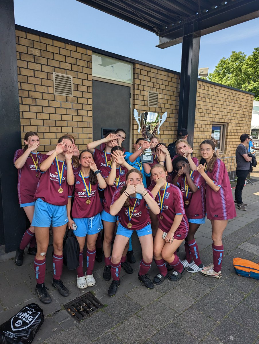 Peter Knibbs tweet media