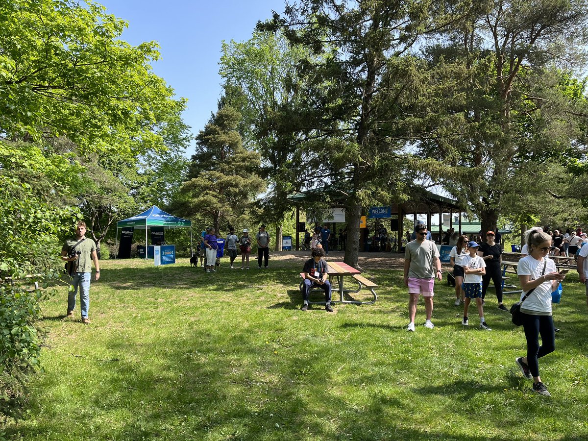 farwell_WR's tweet image. An emotional and inspiring day in @citywaterloo Park, where we walked in memory of those we've lost and in celebration of the advances made to improve the lives of those still with us. Keep moving forward, @CFCanada! @CF_KW #Farwell4Hire