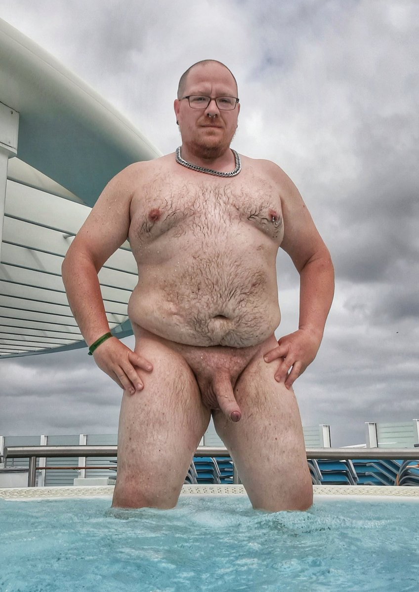 MicBerlin (3.6k) 🔜 (...) tweet media