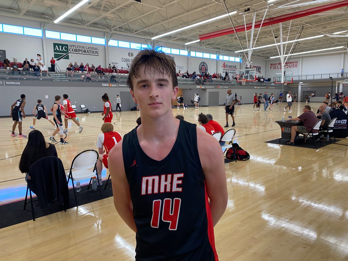 Grant Matheny (@grant_matheny) on Twitter photo Carter LaValle hit some clutch threes down the stretch for Milwaukee Trail Blazers in a close victory this morning. The guard stepped up for his squad when he needed to. Impressive game from LaValle.
#PHMidwestShowdown <a href="/PHCircuit/">Prep Hoops Circuit 🏀</a> Carter LaValle hit some clutch threes down the stretch for Milwaukee Trail Blazers in a close victory this morning. The guard stepped up for his squad when he needed to. Impressive game from LaValle.
#PHMidwestShowdown <a href="/PHCircuit/">Prep Hoops Circuit 🏀</a>