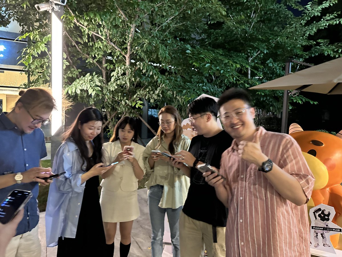 Sebastien 🏞 tweet media