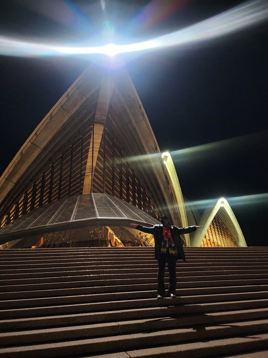 interracials3x's tweet image. bro I just DJ'ed in the Sydney opera house. Get on my level.