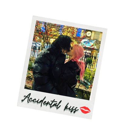 Sasusakuffic's tweet photo. #SSShoujoWeek23 #SSSWDay3 

They were all really drunk. It was easy to laugh about anything. Ino is more loud, Temari is more grumpy and Sakura gets more clumsy. But Sakura really loved to spend some time like this with her girls. https://t.co/QyF7gXJI7D