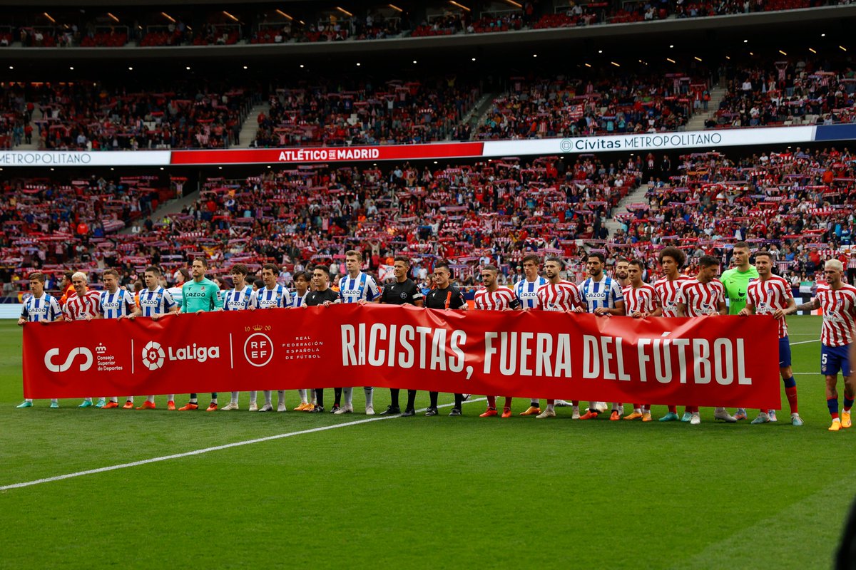 ❌ 𝐑𝐚𝐜𝐢𝐬𝐭𝐚𝐬, 𝐟𝐮𝐞𝐫𝐚 𝐝𝐞𝐥 𝐟𝐮́𝐭𝐛𝐨𝐥

#JUNTOSContraElRacismo 
#LaLigaSantander 
#AtletiRealSociedad