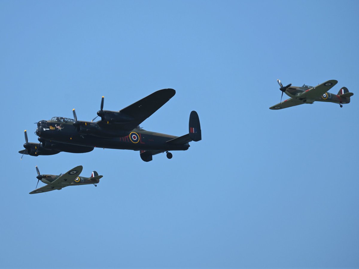 Always love seeing these beasts! Flypast for 90th anniversary of the battle of the Atlantic. Took a bunch of shots today. Gotta go through them now! #BattleoftheAtlantic #Aircraft #photograph #sunday #photo