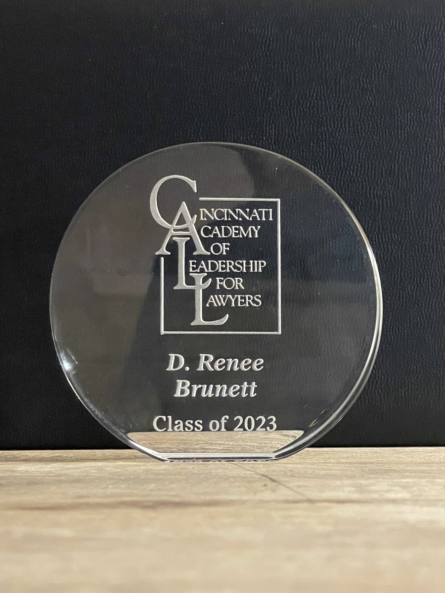 ReneeBrunett's tweet photo. Proud to have participated in the Cincinnati Academy of Leadership for Lawyers, CALL Class 25, with some amazing colleagues and friends! ⁦@CincinnatiEsq⁩ https://t.co/CMVlyY2jz5